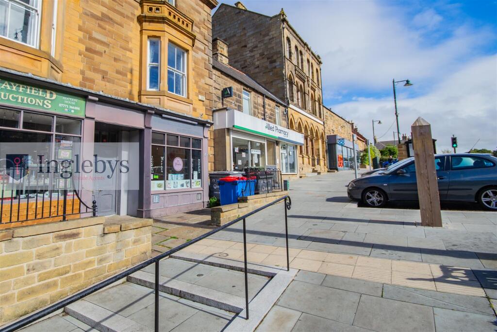 Main image of property: Retail Unit, 25 High Street, Loftus