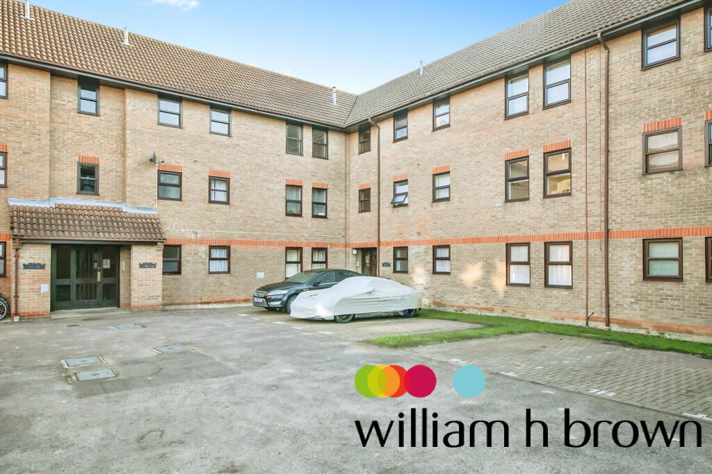 Main image of property: Hanbury Gardens, Colchester