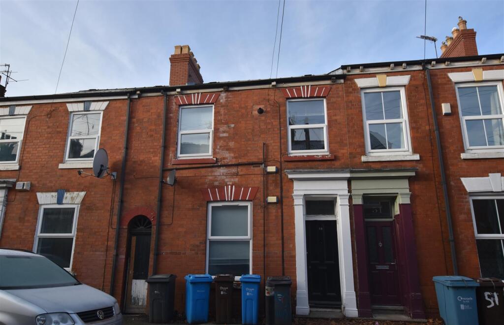 2 bedroom terraced house