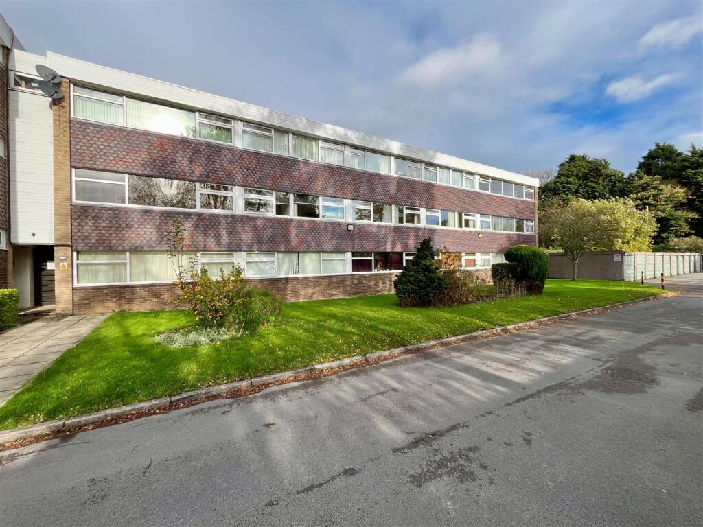 Main image of property: St. Marys Mount, Cottingham