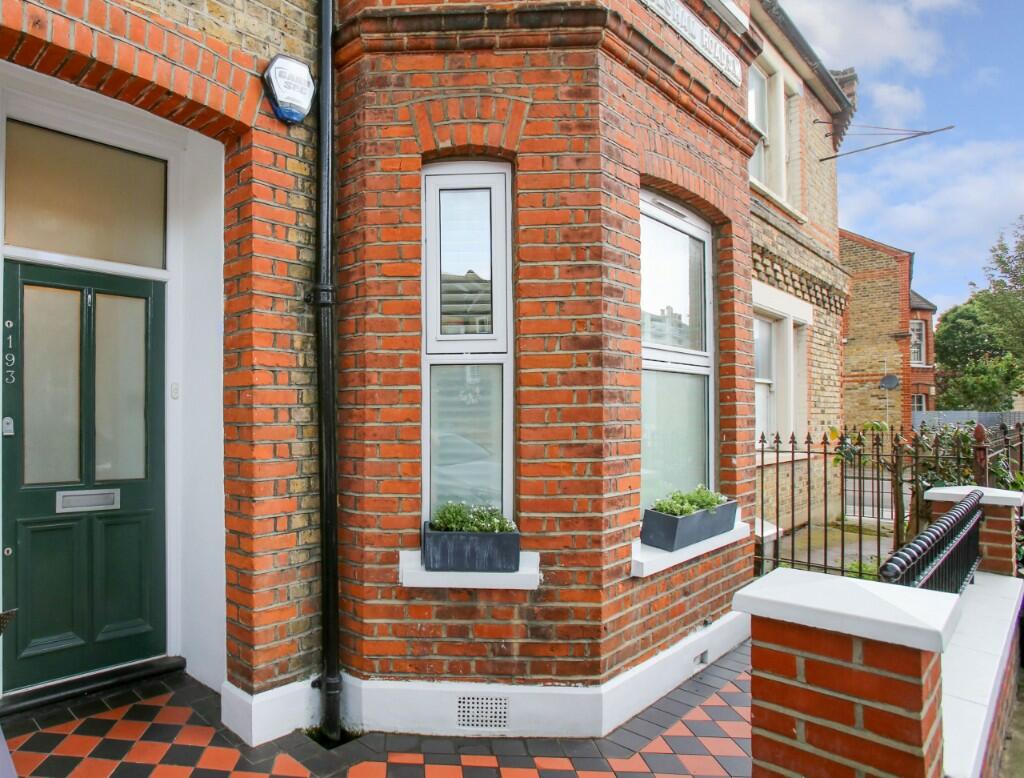 Main image of property: Felsham Road, London, SW15