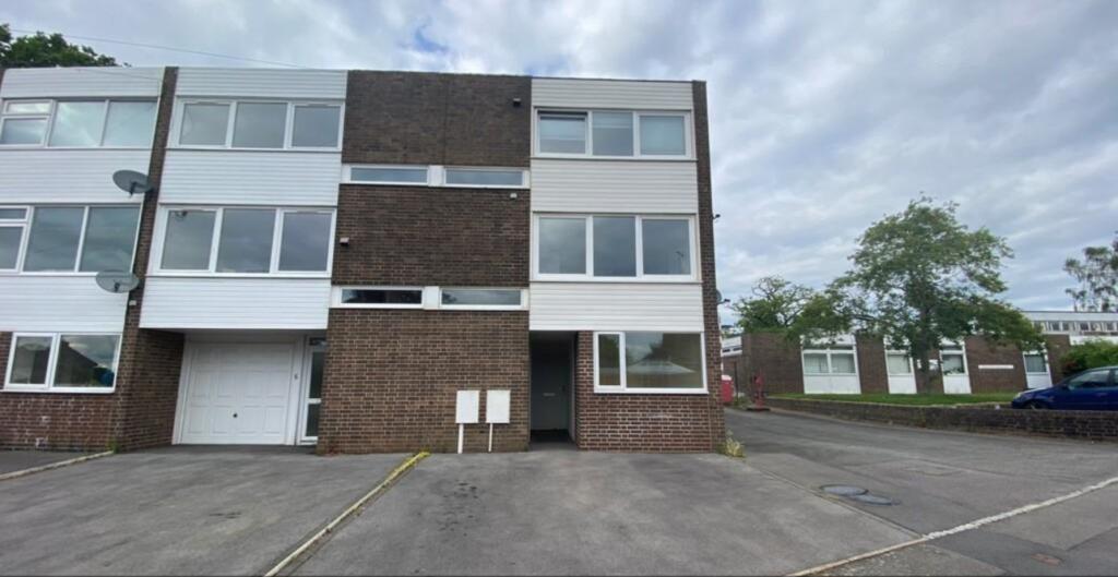 Main image of property: Barrowfield Lane, KENILWORTH