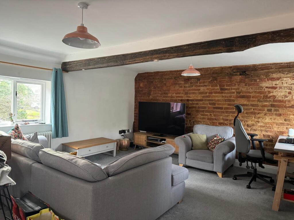 Additional property image - Warwick Hall Gardens, BROMSGROVE