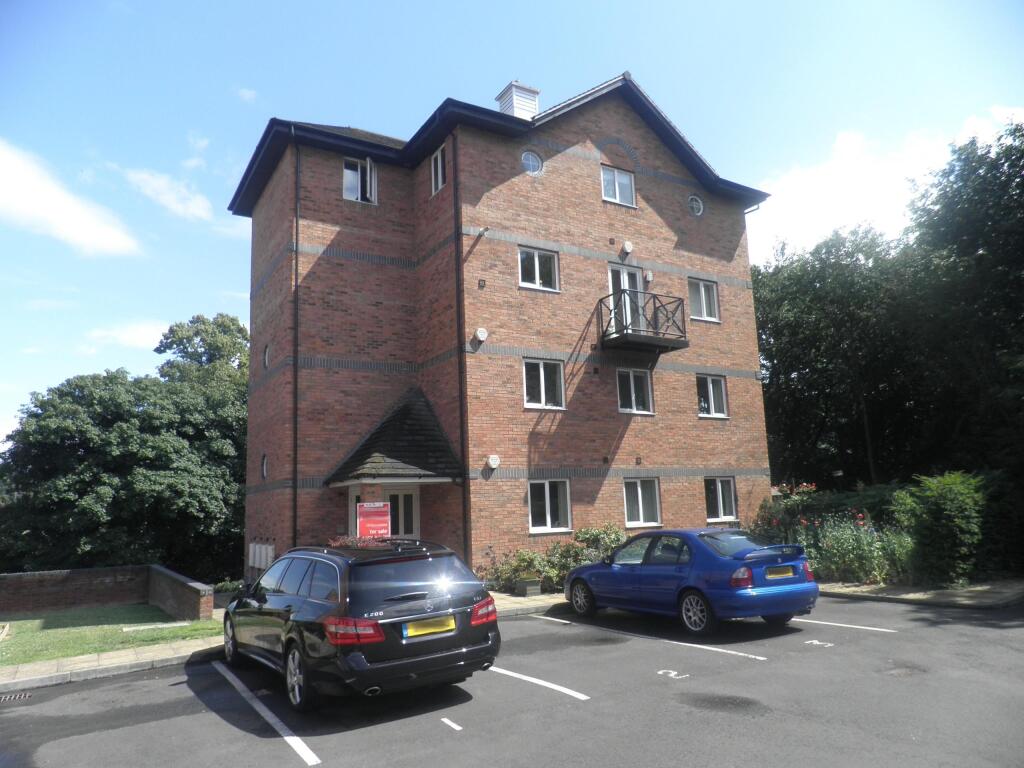 Main image of property: Round Hill Wharf, KIDDERMINSTER