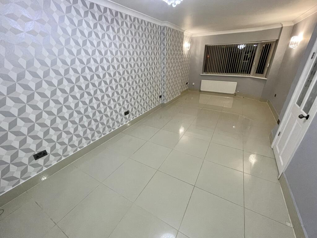 Additional property image - Fabian Crescent, Shirley, SOLIHULL