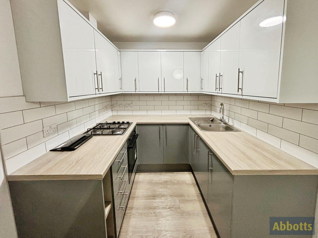 Main image of property: York Road, Southend-On-Sea, SS1 2BZ