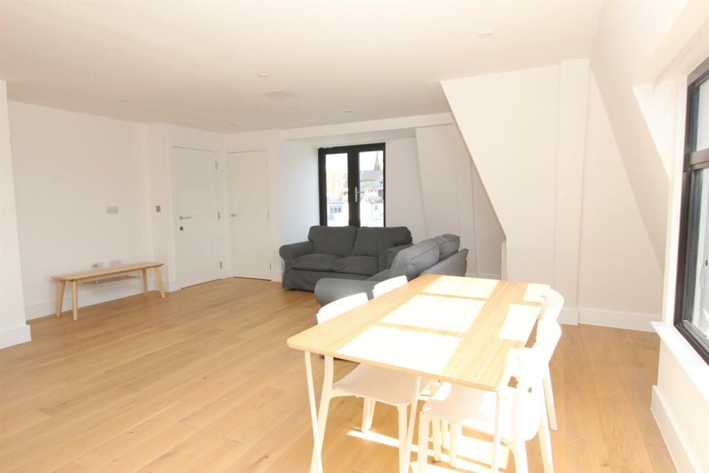Additional property image - Russell Mews, Brighton