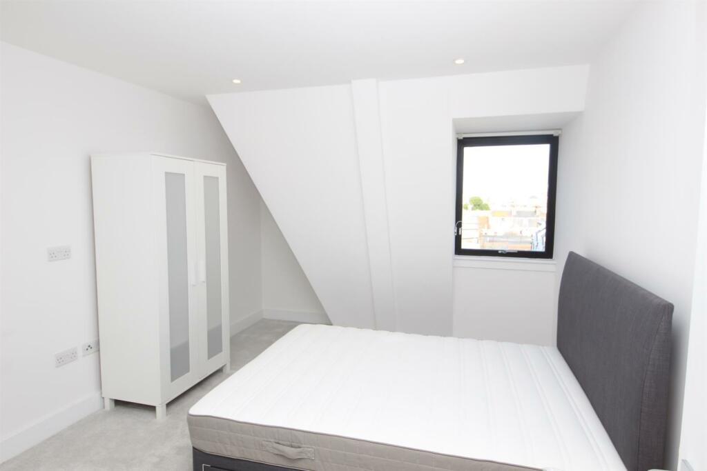 Additional property image - Russell Mews, Brighton