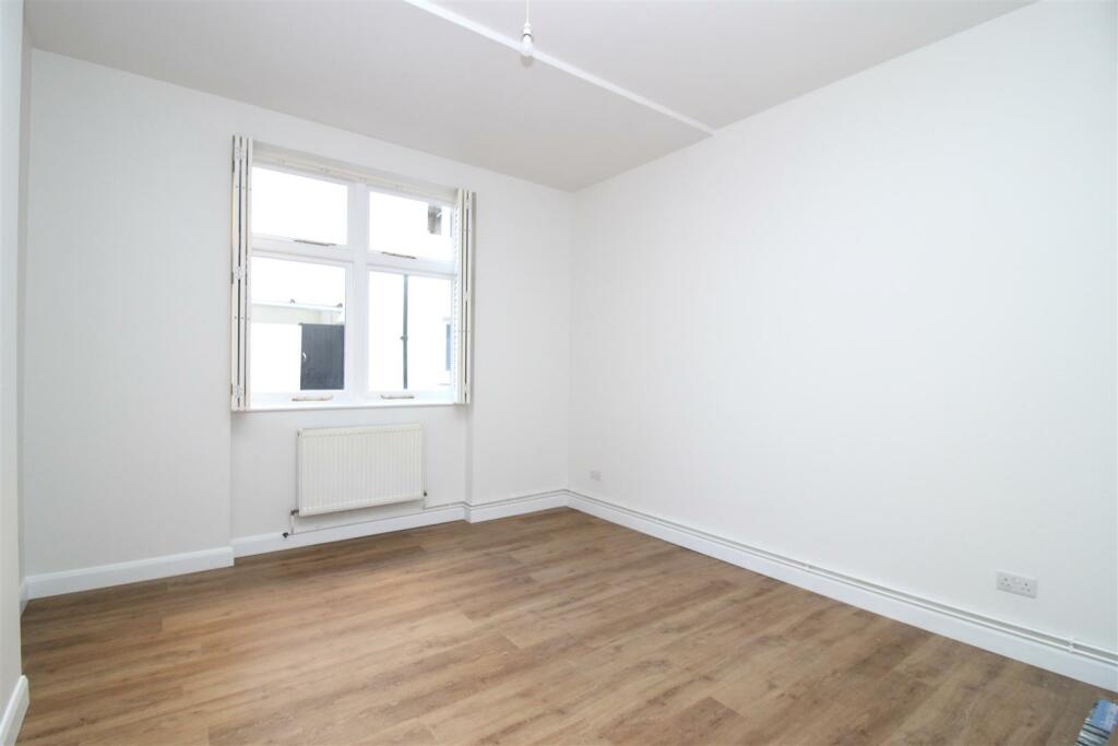 Additional property image - Farm Road, HOVE