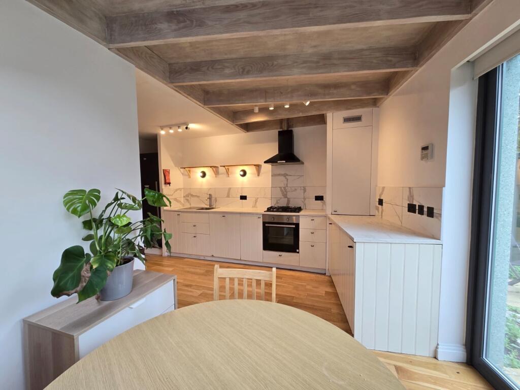 Main image of property: Salmen Road, E13