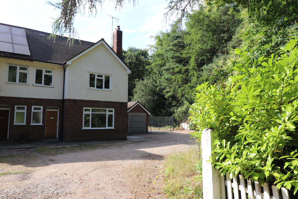 Main image of property: The Avenue - Brentwood