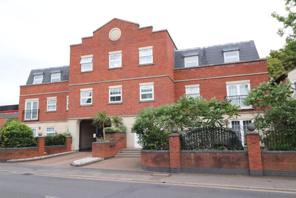 Main image of property: CENTRAL HORNCHURCH