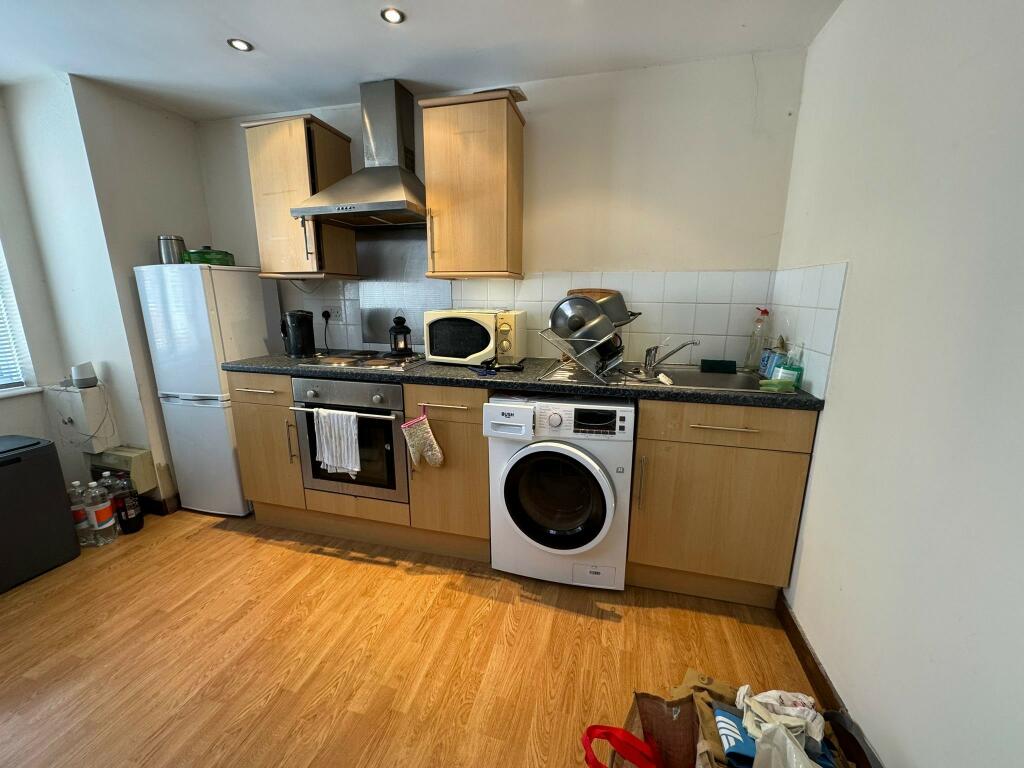 2 bedroom flat for rent in St Denys Road, SOUTHAMPTON, SO17
