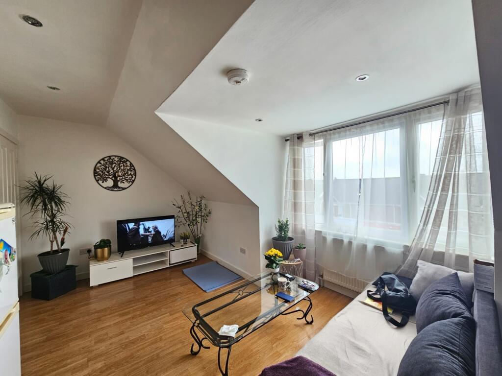 Main image of property: Portswood Road, SOUTHAMPTON