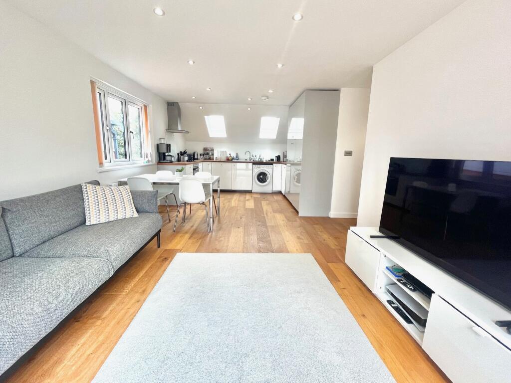 Main image of property: Commercial Road, SOUTHAMPTON