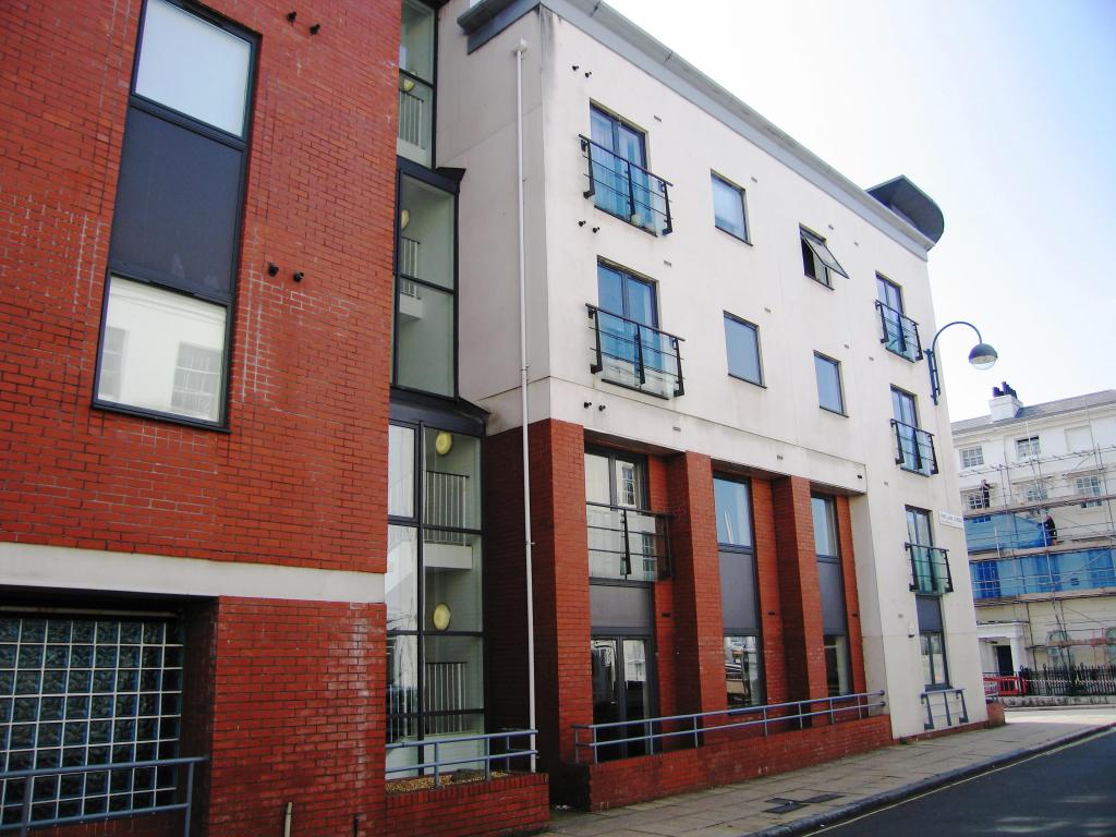 2 bedroom flat for rent in Portland Street, SOUTHAMPTON, SO14