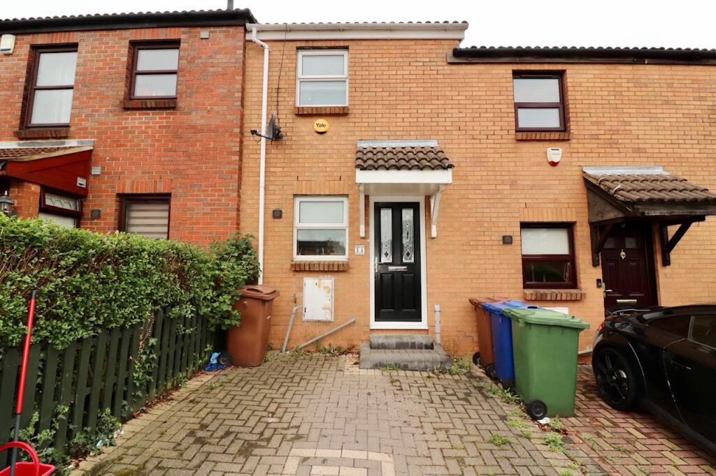 Main image of property: Fanns Rise, Purfleet