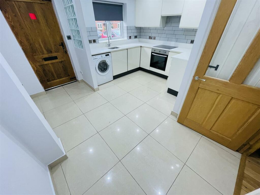 Additional property image - Sadlers Meadow, Furnace End