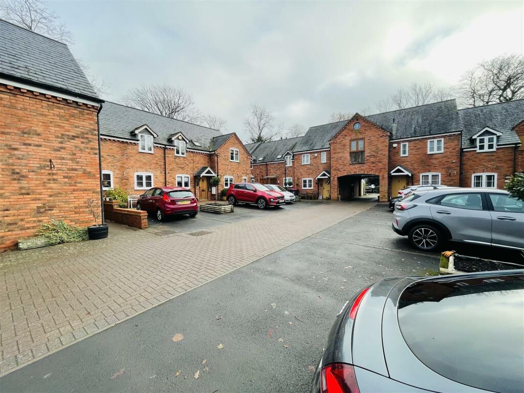 Additional property image - Sadlers Meadow, Furnace End