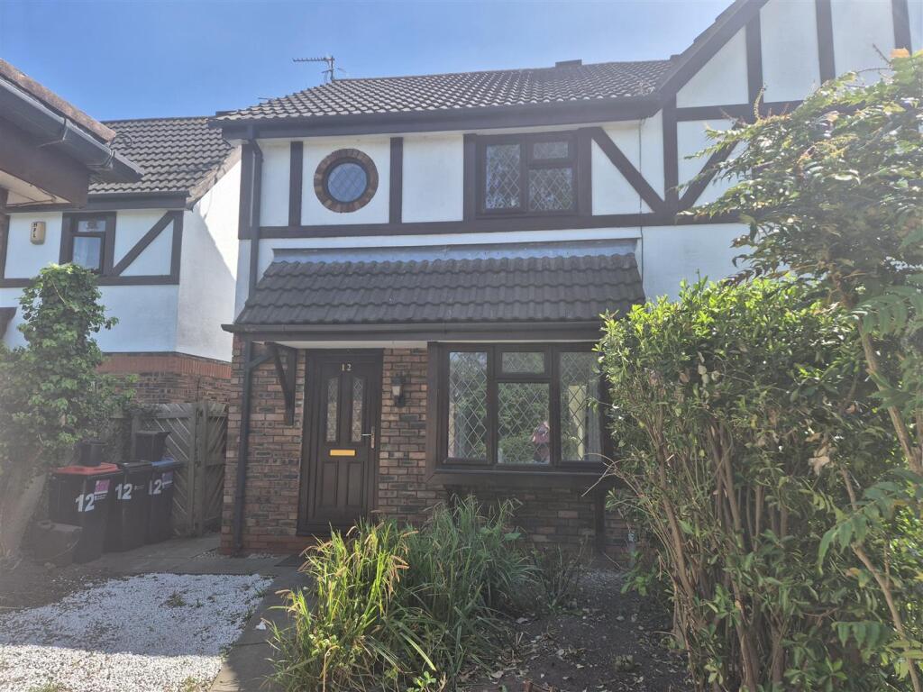 Main image of property: Lodge Hollow, Helsby, FRODSHAM