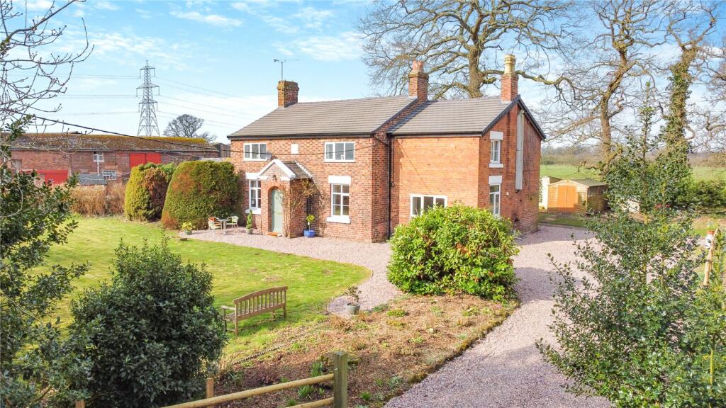 6 bedroom detached house for sale in Liverpool Road, Backford, Chester, Cheshire, CH1