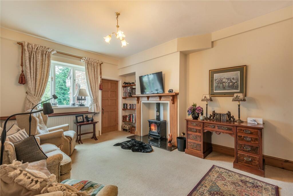 Additional property image - Wrexham Road, Pulford, Nr Chester, Cheshire, CH4