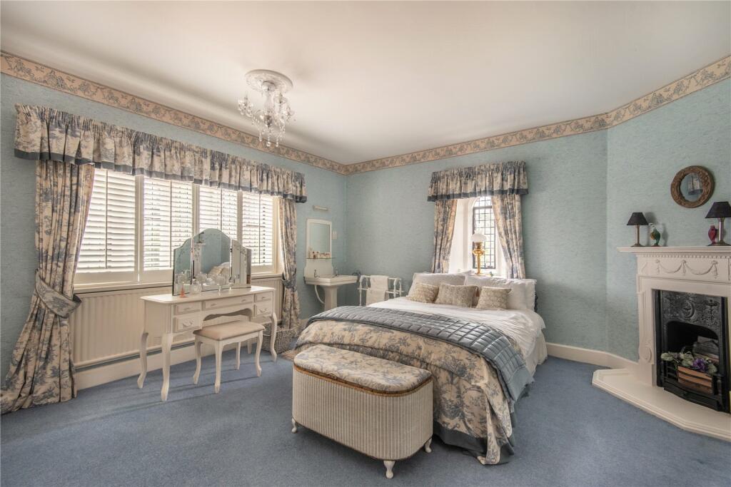 Additional property image - Wrexham Road, Pulford, Nr Chester, Cheshire, CH4