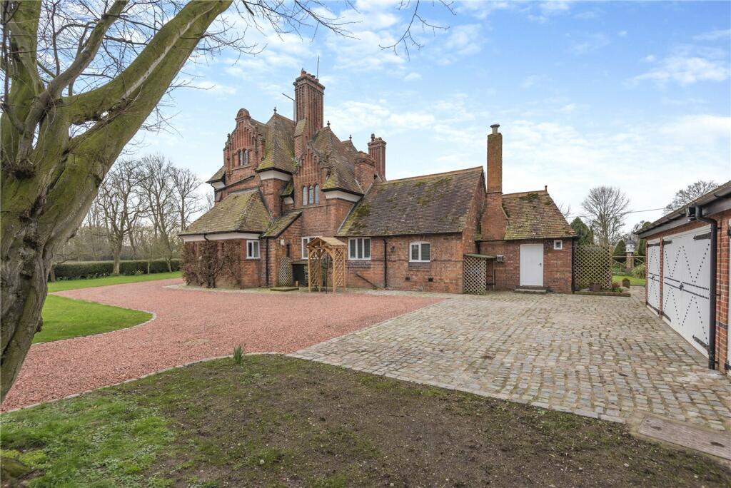 Additional property image - Wrexham Road, Pulford, Nr Chester, Cheshire, CH4