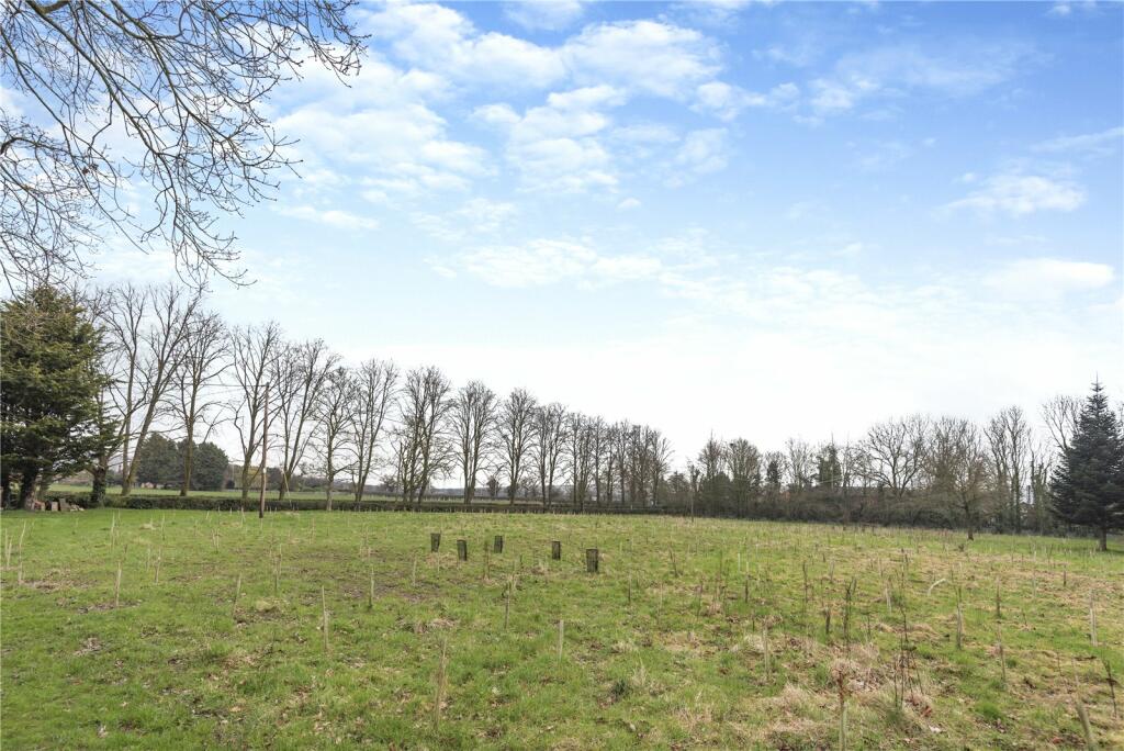 Additional property image - Wrexham Road, Pulford, Nr Chester, Cheshire, CH4