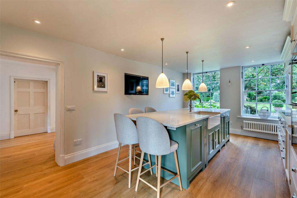 Additional property image - The Parade, Parkgate, Neston, CH64