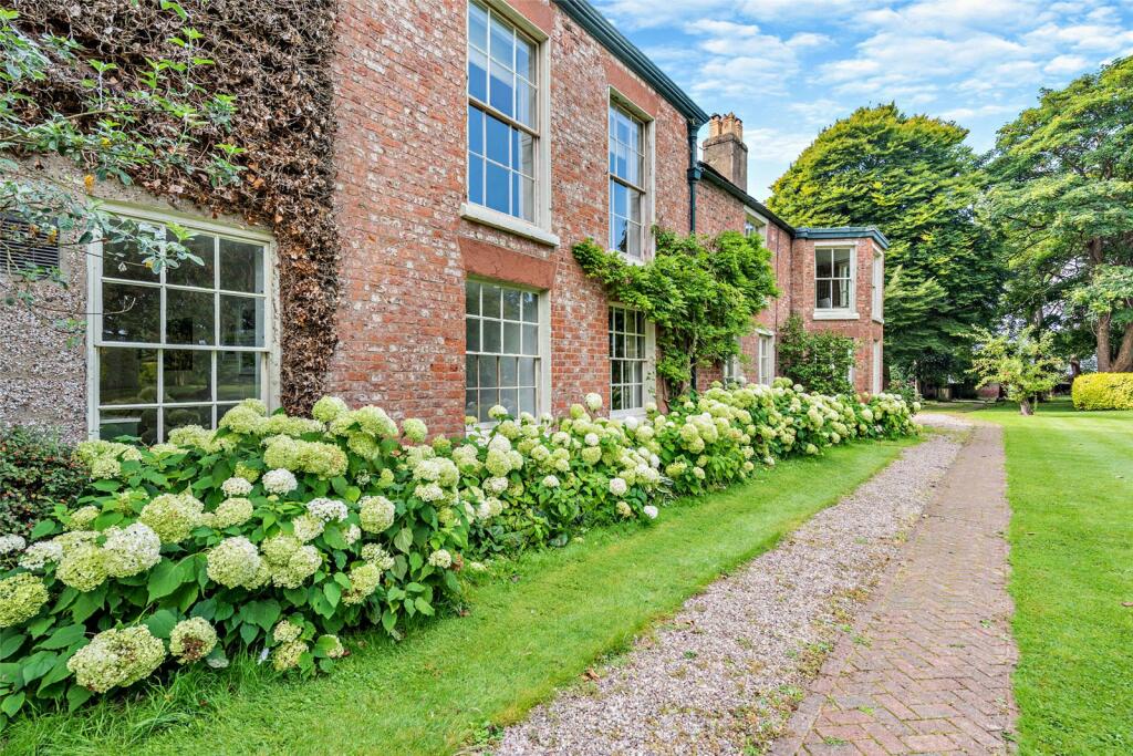 Additional property image - The Parade, Parkgate, Neston, CH64