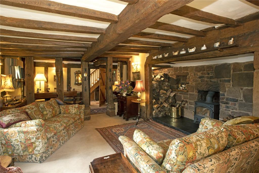 4 bedroom detached house for sale in Horsley Lane, Peckforton, Nr