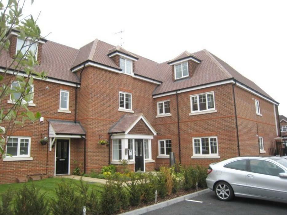 2 bedroom apartment for rent in Foxglove Drive, MAIDENHEAD, SL6