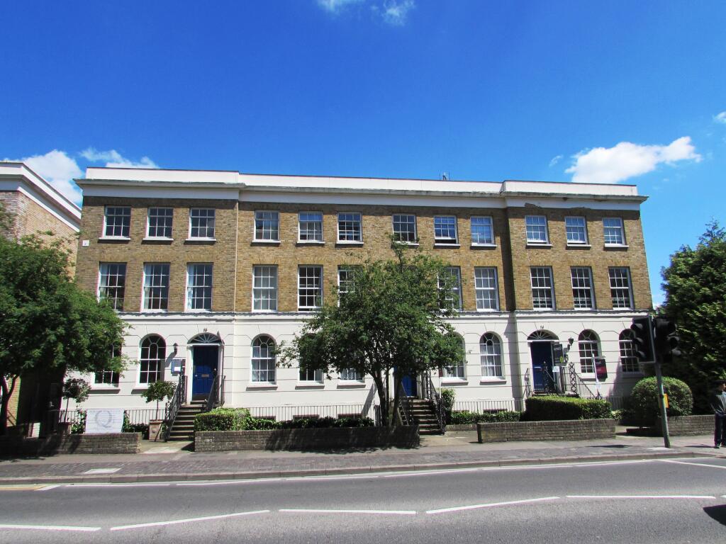 Main image of property: 16 Cookham Road, Maidenhead
