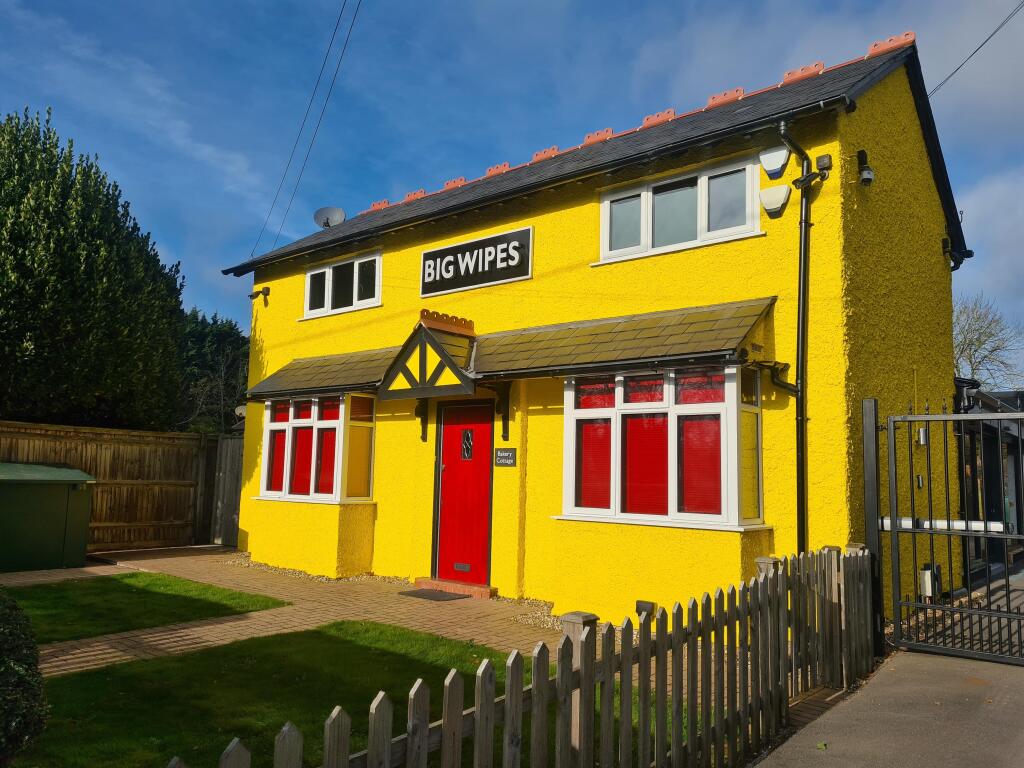 Main image of property: Bath Road, Littlewick Green, MAIDENHEAD