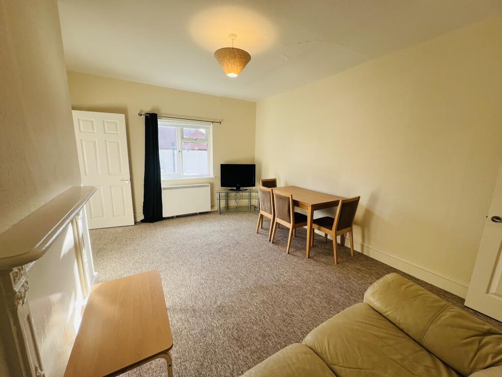 Main image of property: Bath Road, MAIDENHEAD