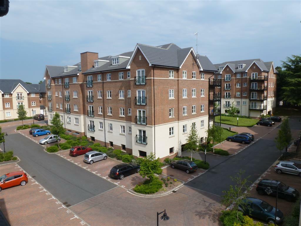 2 bedroom apartment for rent in Viridian Square, AYLESBURY, HP21