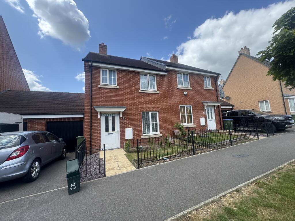 Main image of property: Laxton Road, AYLESBURY