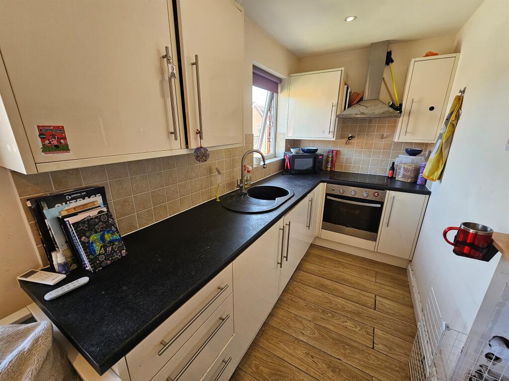 Main image of property: Poplar Road, AYLESBURY