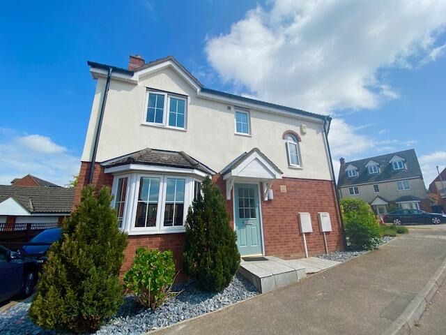Main image of property: Foxholes Close, Deanshanger, MILTON KEYNES