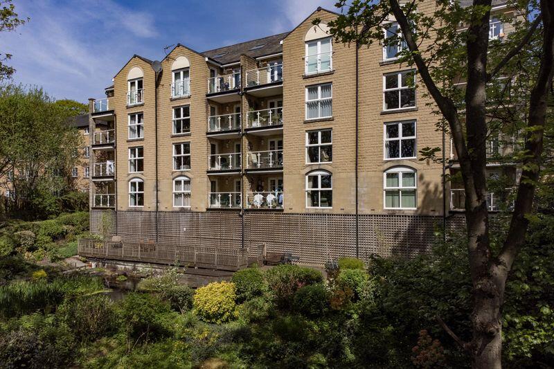 Main image of property: 19 Woodcroft Grange, Trimmingham, Halifax HX2 7LQ
