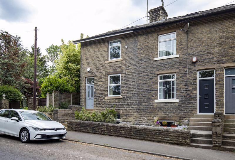 Main image of property: 260 Oldham Road, Rishworth HX6 4QB