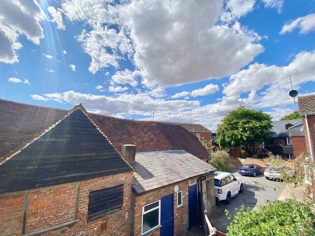 Main image of property: High Street, TRING