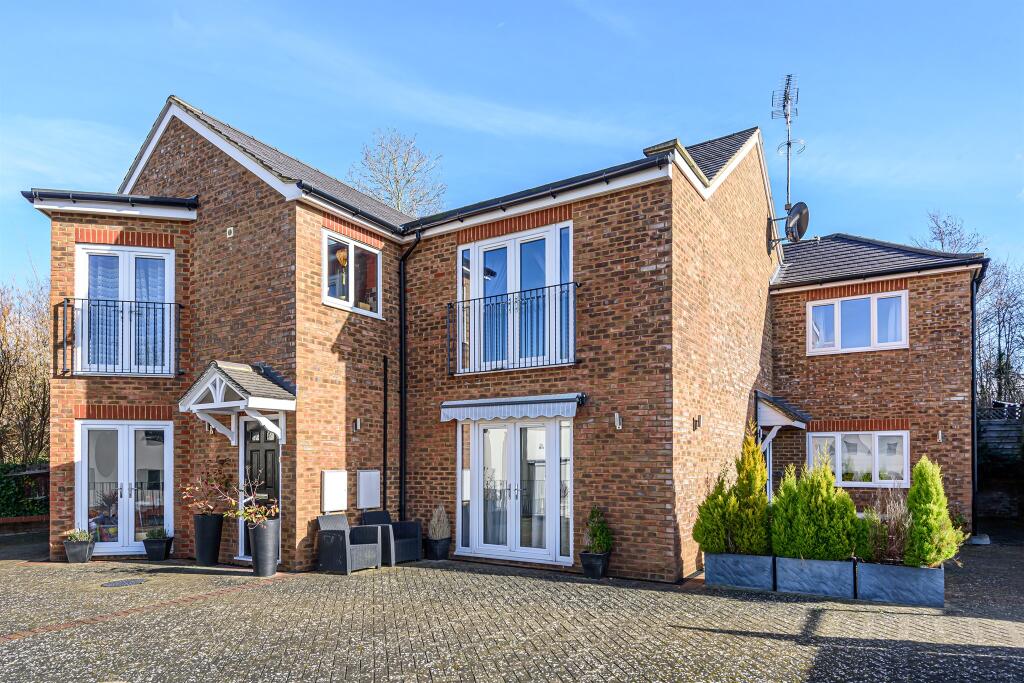 Main image of property: Brook Street, TRING