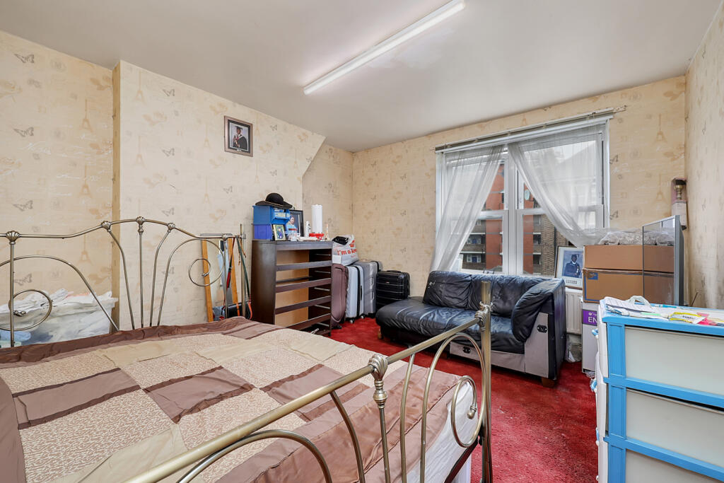 Main image of property: Amhurst Road, E8