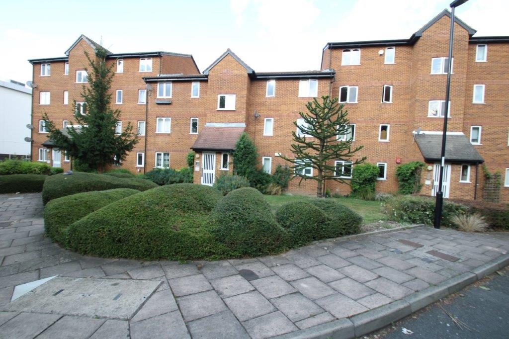 Main image of property: John Silkin Lane, Surrey Quays, SE8