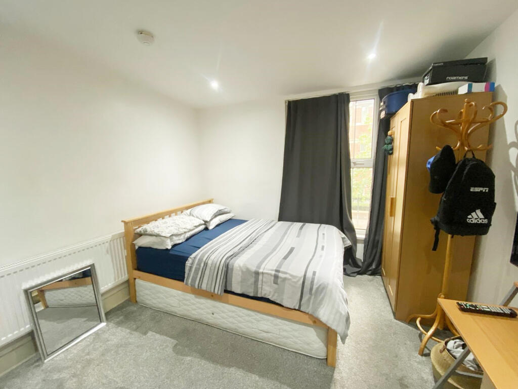 Main image of property: Room, Camberwell Grove, SE5