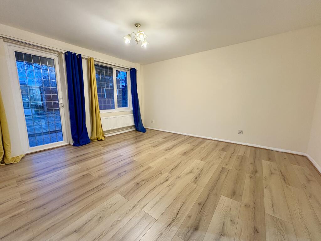 Main image of property: Danescombe, Lee, SE12