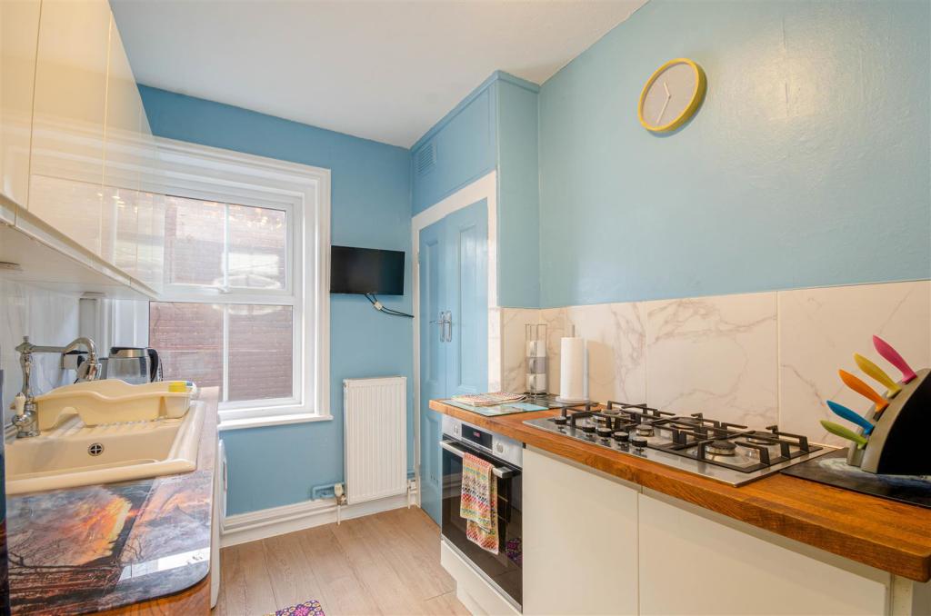 2 bedroom for sale in Cromer, NR27