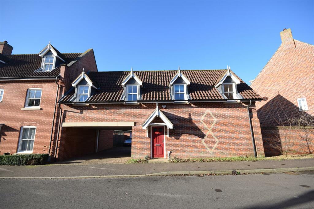 2 bedroom apartment for sale in Aylsham, NR11